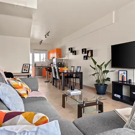 Orange Bliss Townhouse By Nomads Holiday home Peyia
